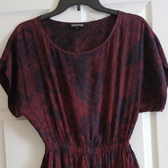 Express Red and Black Tunic - Snake Print - Picture 5 of 7
